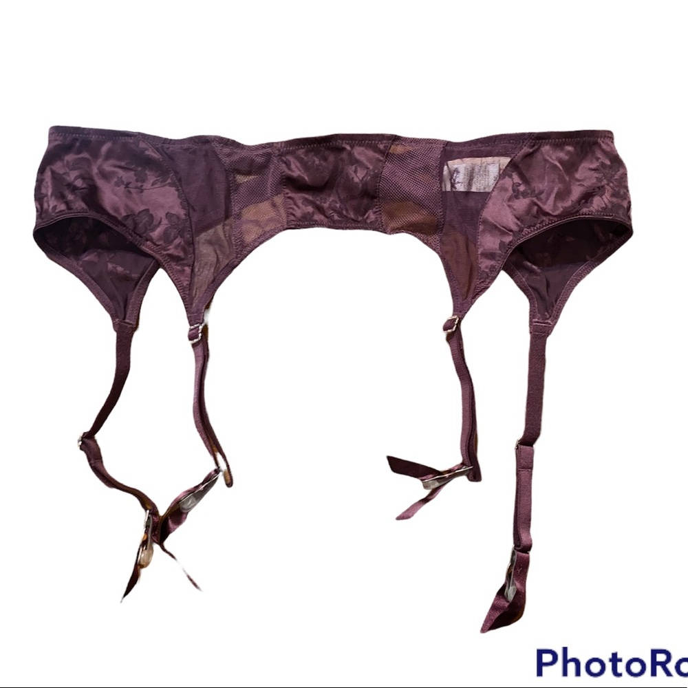 New Victoria’s Secret Garter Belt